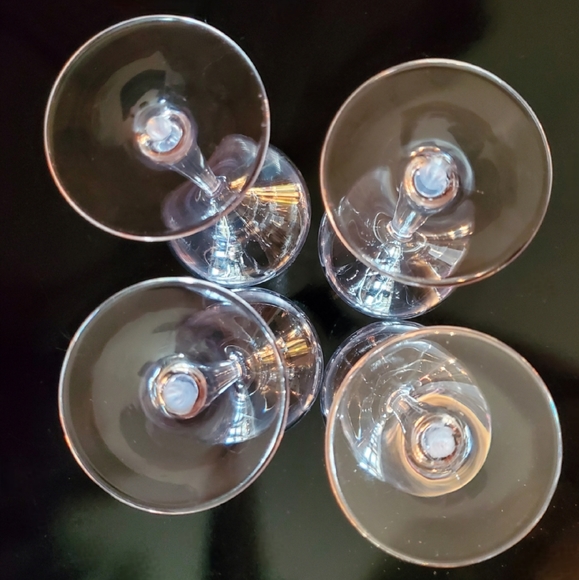 (5pc) 11oz🍷9 1/4" Clear Wine Glass & 1 Pink Metal 2 Handle Bucket - Picture 8 of 16